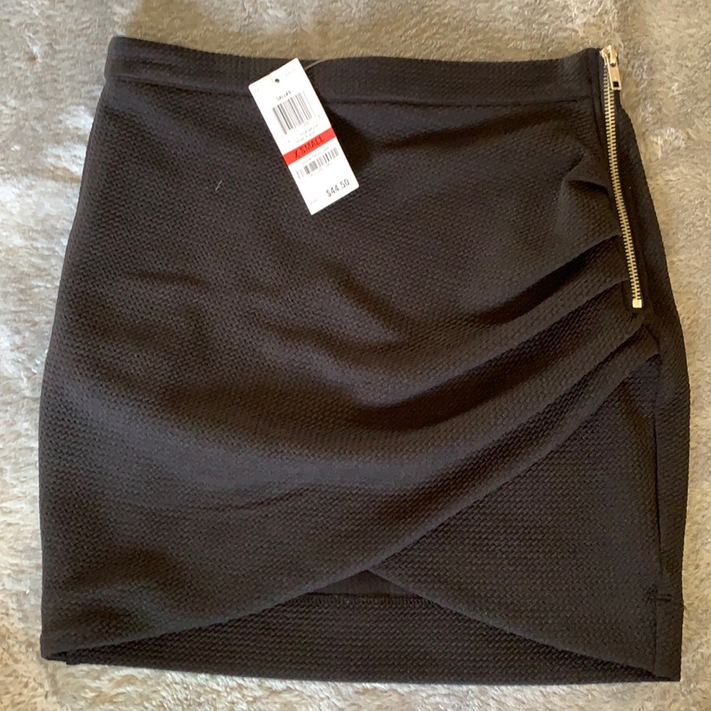 Mini skirt never used